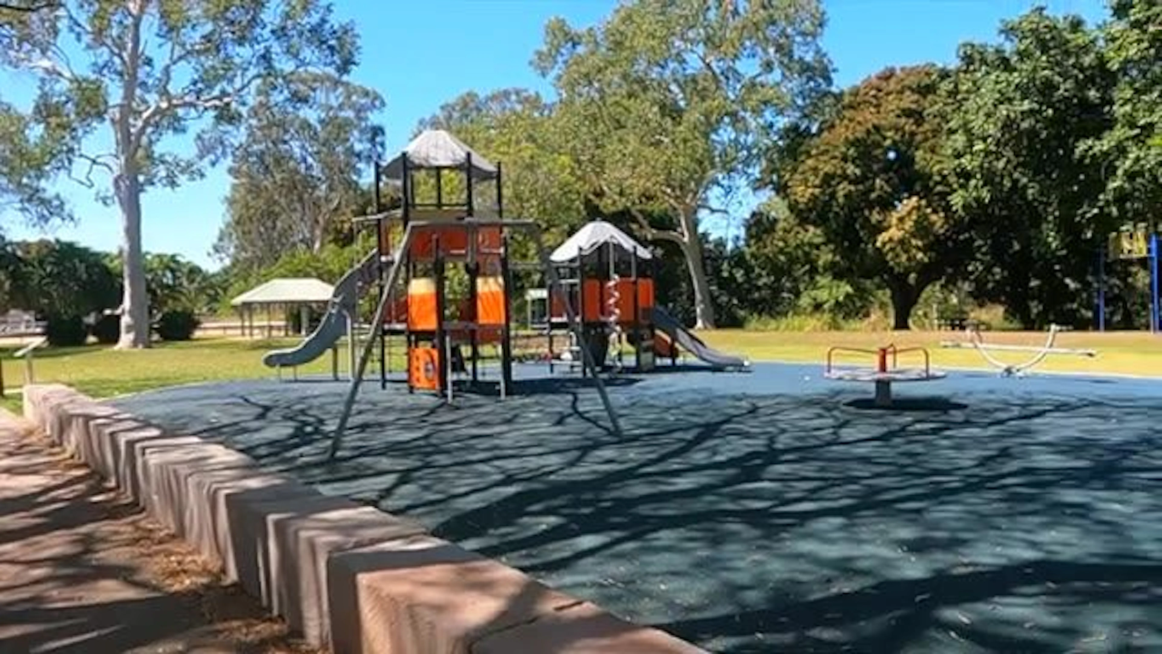 Bluewater Park Rest Area in Bluewater Park, QLD — photo 3