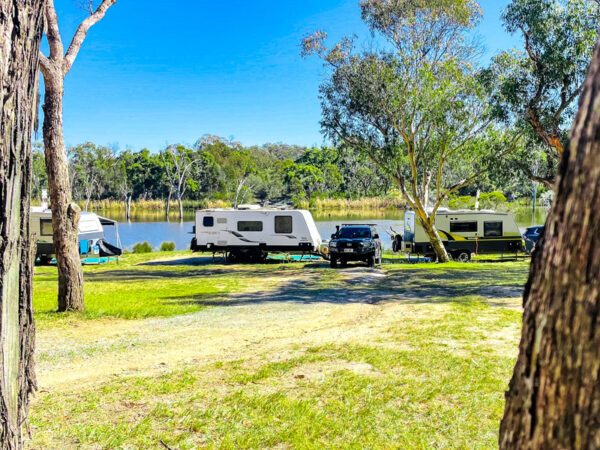 Country Style Caravan Park in Glen Aplin, QLD — photo 3