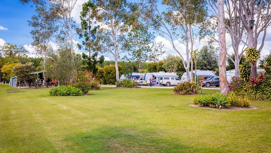 Standown Caravan Park in Goomboorian, QLD — photo 1