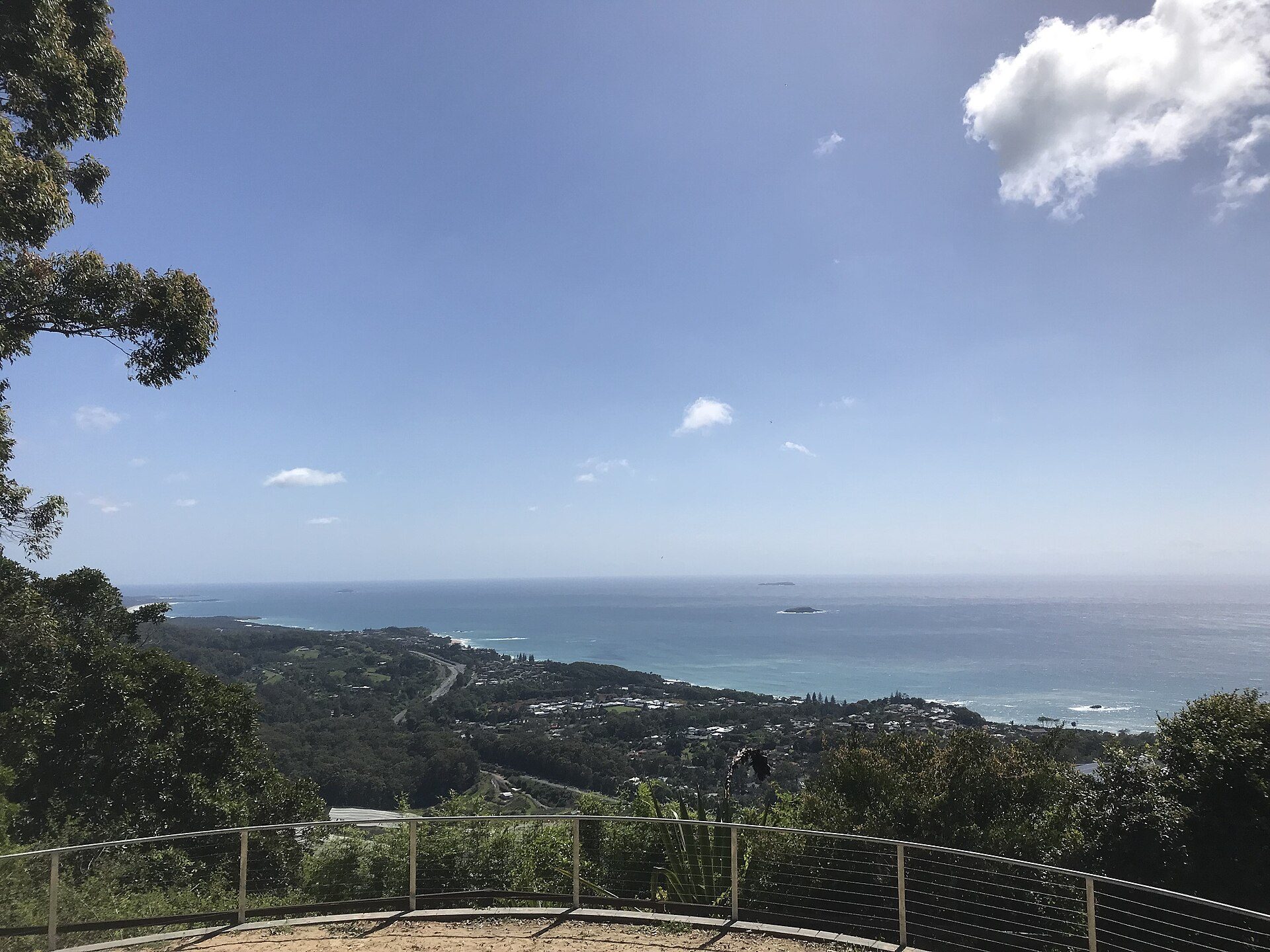 Sealy Lookout Bruxner Park Picnic Area in Korora, NSW — photo 2