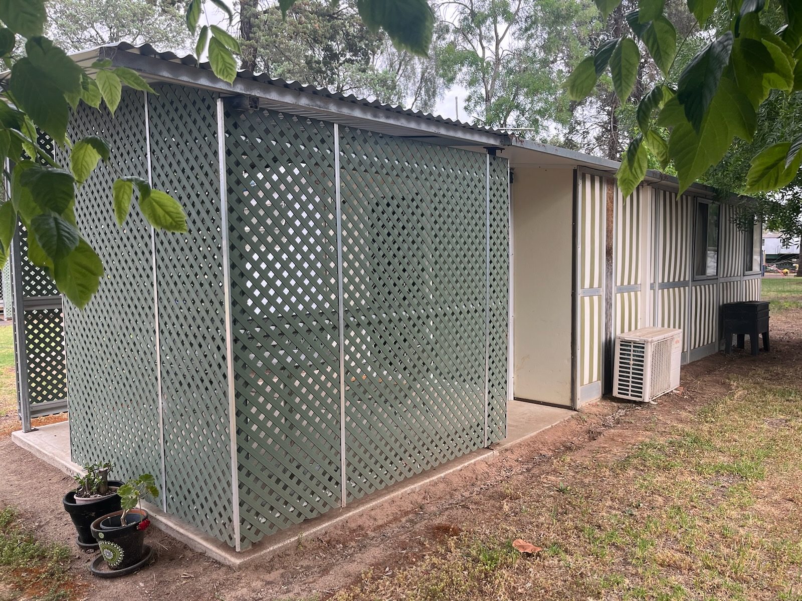Coleambally Caravan Park in Coleambally, NSW — photo 5