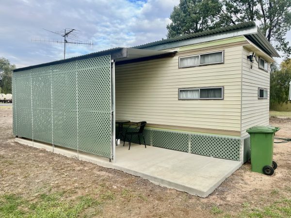 Coleambally Caravan Park in Coleambally, NSW — photo 1