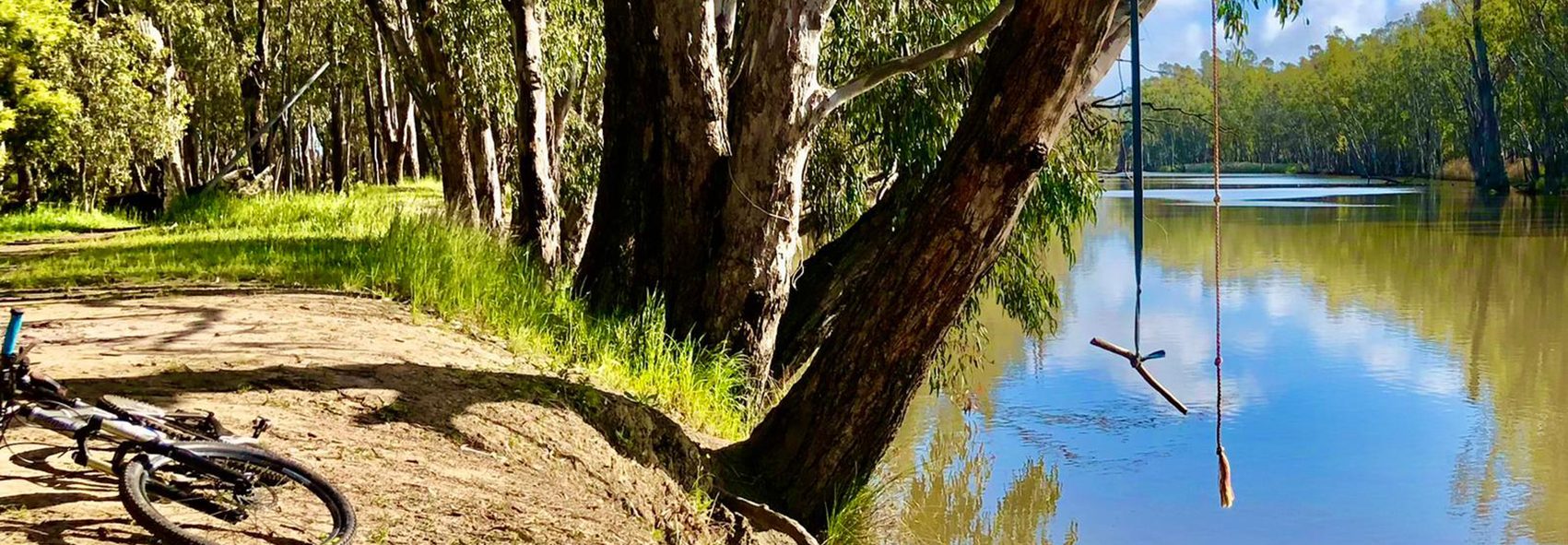 Gogeldrie Weir Holiday Park in Gogeldrie, NSW — photo 2