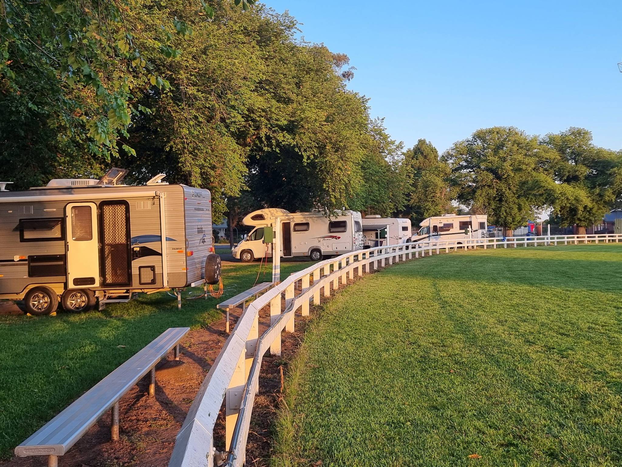 Sale Showground Caravan and Motorhome Park — Sale, VIC