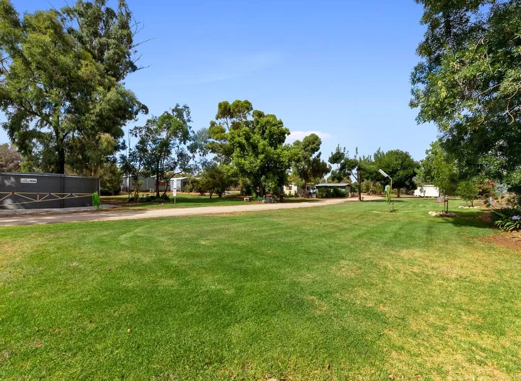 Wood Wood Caravan Park and General Store — Wood Wood, VIC