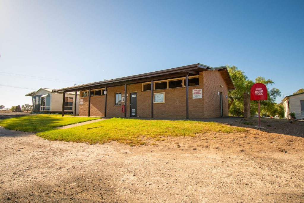 Natimuk Lake Caravan Park in Natimuk, VIC — photo 1