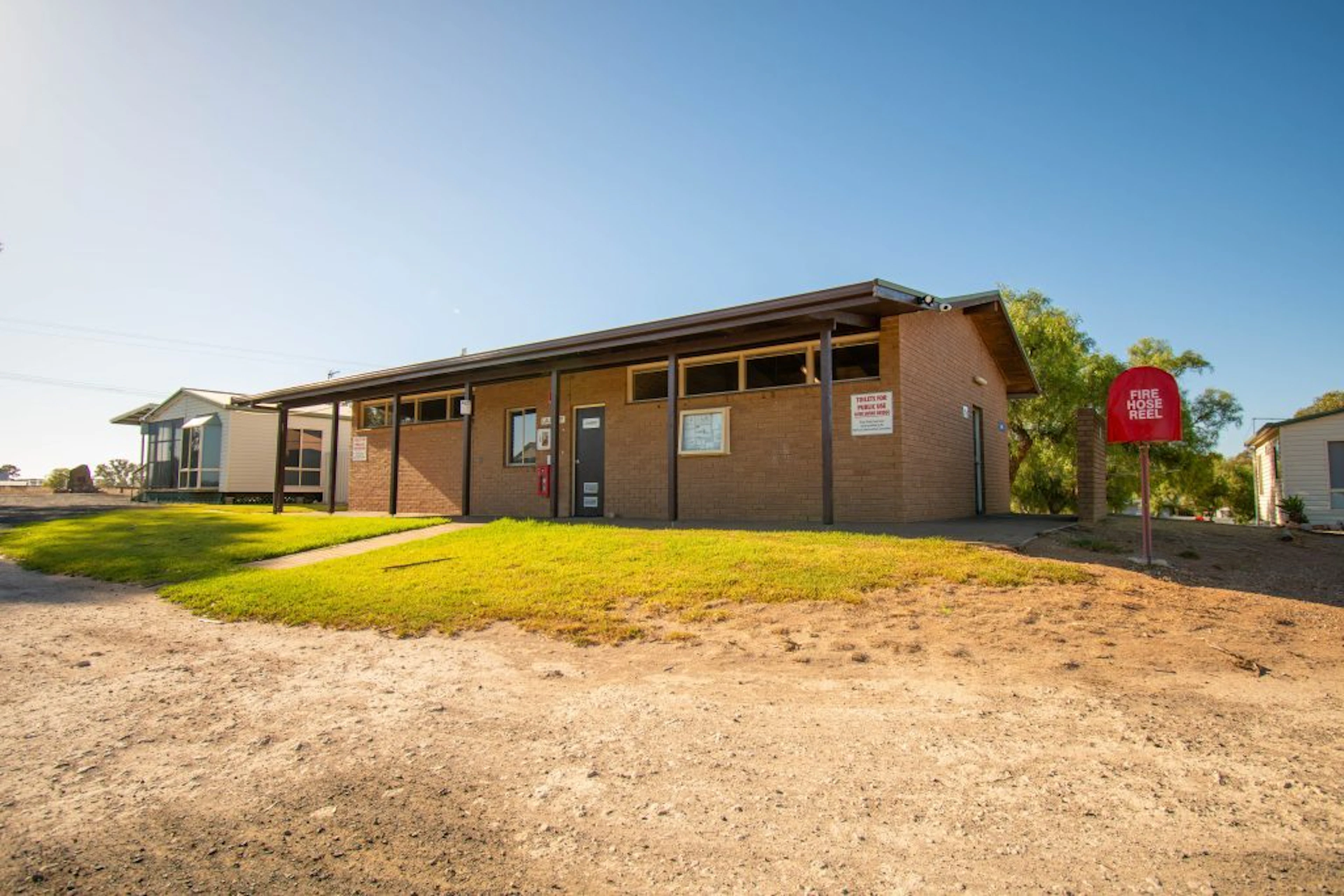 Natimuk Lake Caravan Park in Natimuk, VIC — photo 1