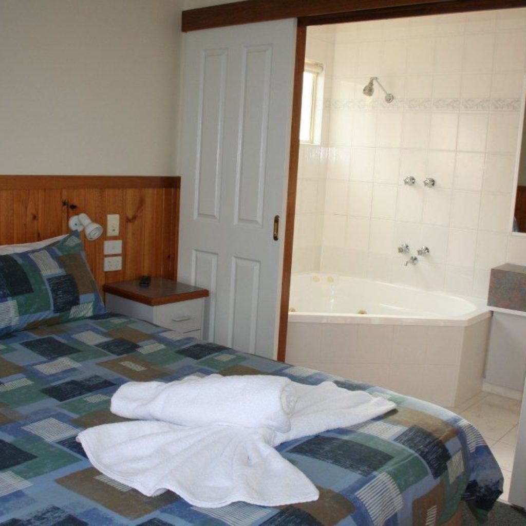 Lake Fyans Holiday Park in Lake Fyans, VIC — photo 2
