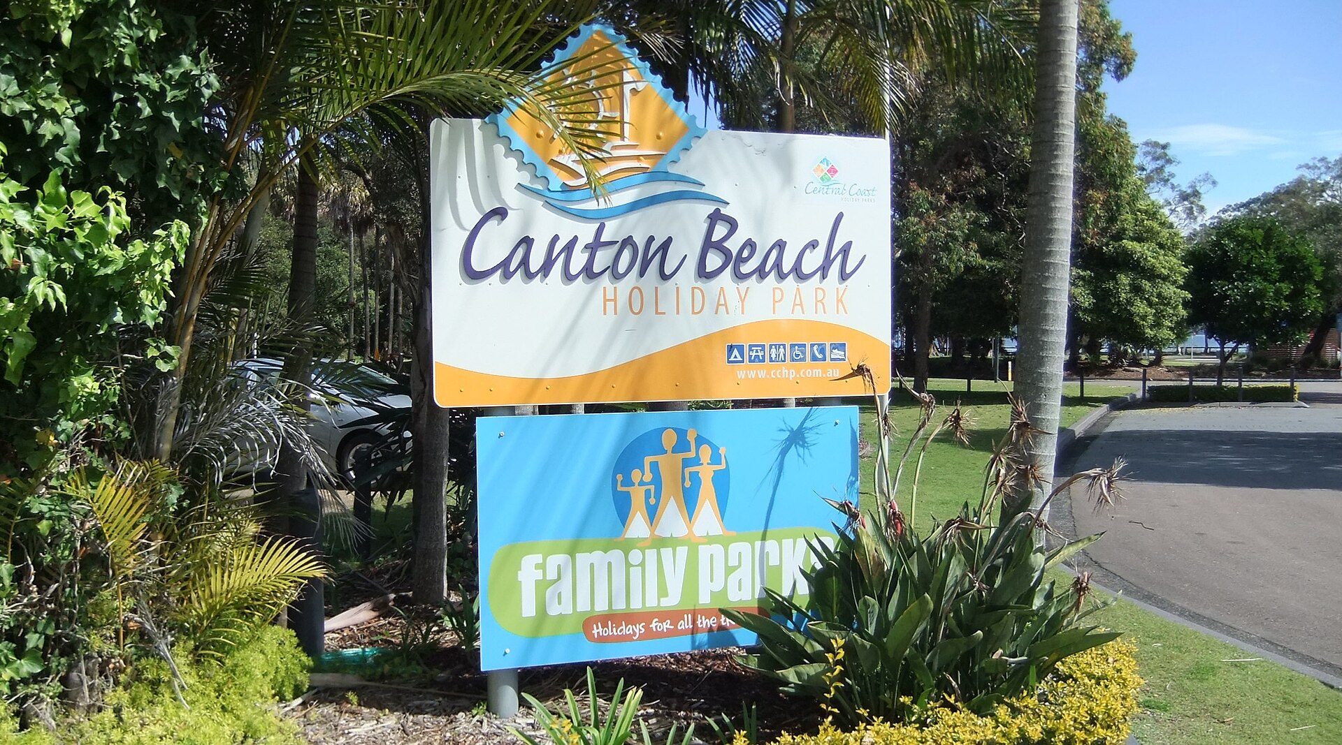 Canton Beach Holiday Park in Canton Beach, NSW — photo 2