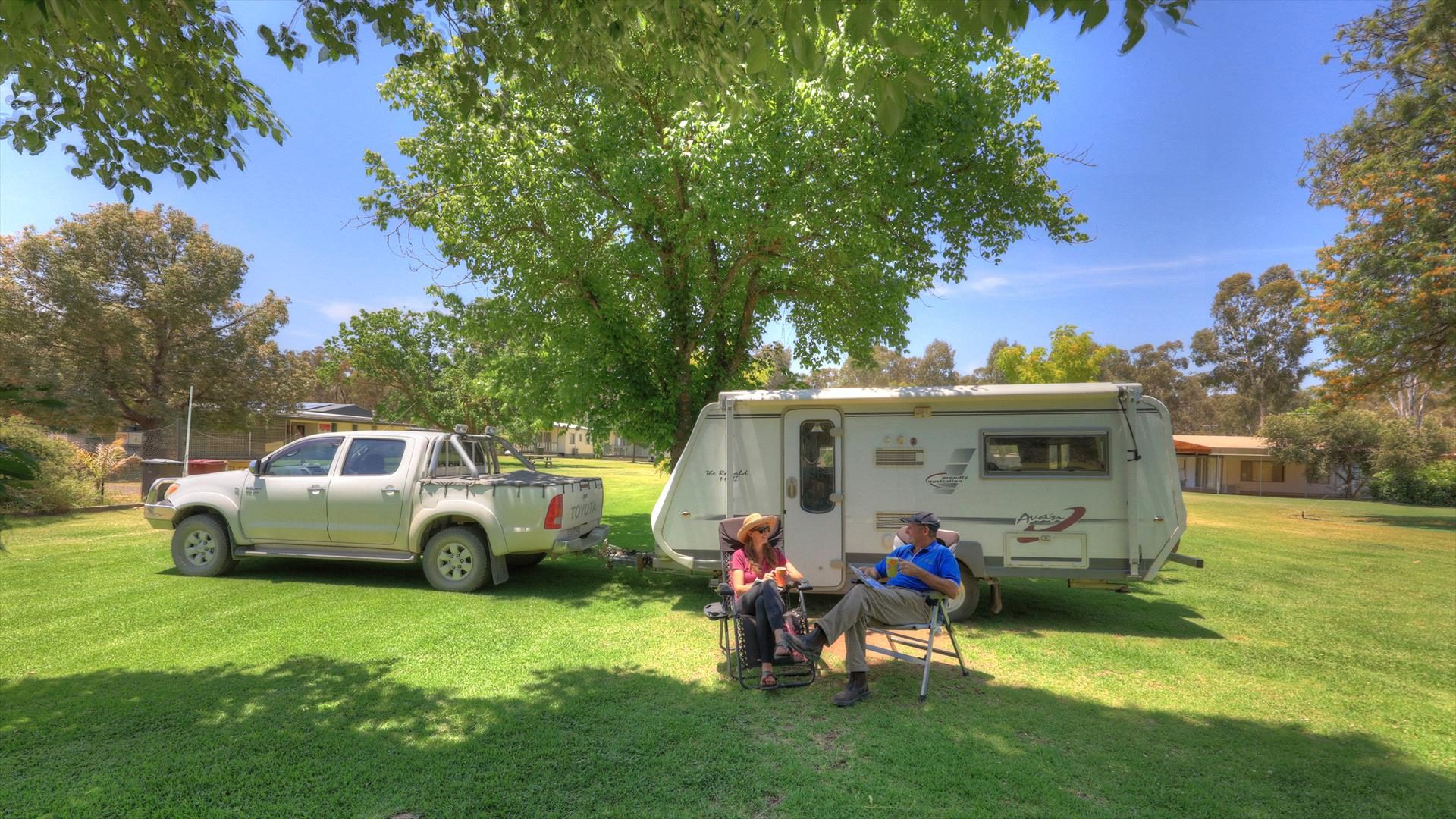 River Bend Caravan Park in Echuca, VIC — photo 1