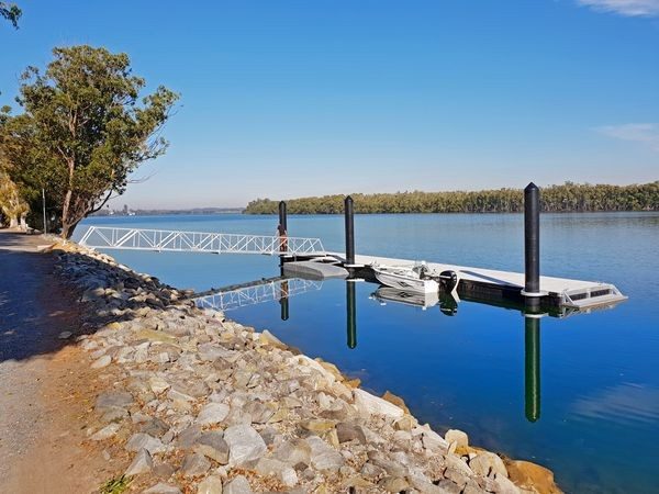 Fishing Haven Caravan Park in Palmers Island, NSW — photo 1