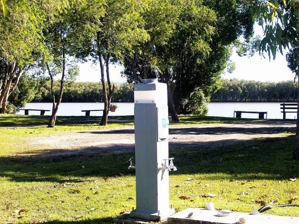 Fishing Haven Caravan Park in Palmers Island, NSW — photo 4