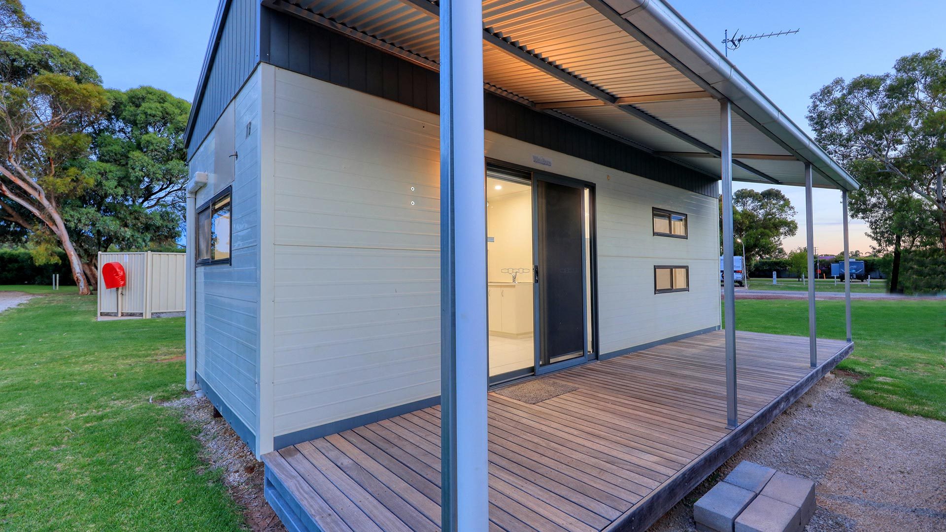 Swan Hill Holiday Park in Swan Hill, VIC — photo 4