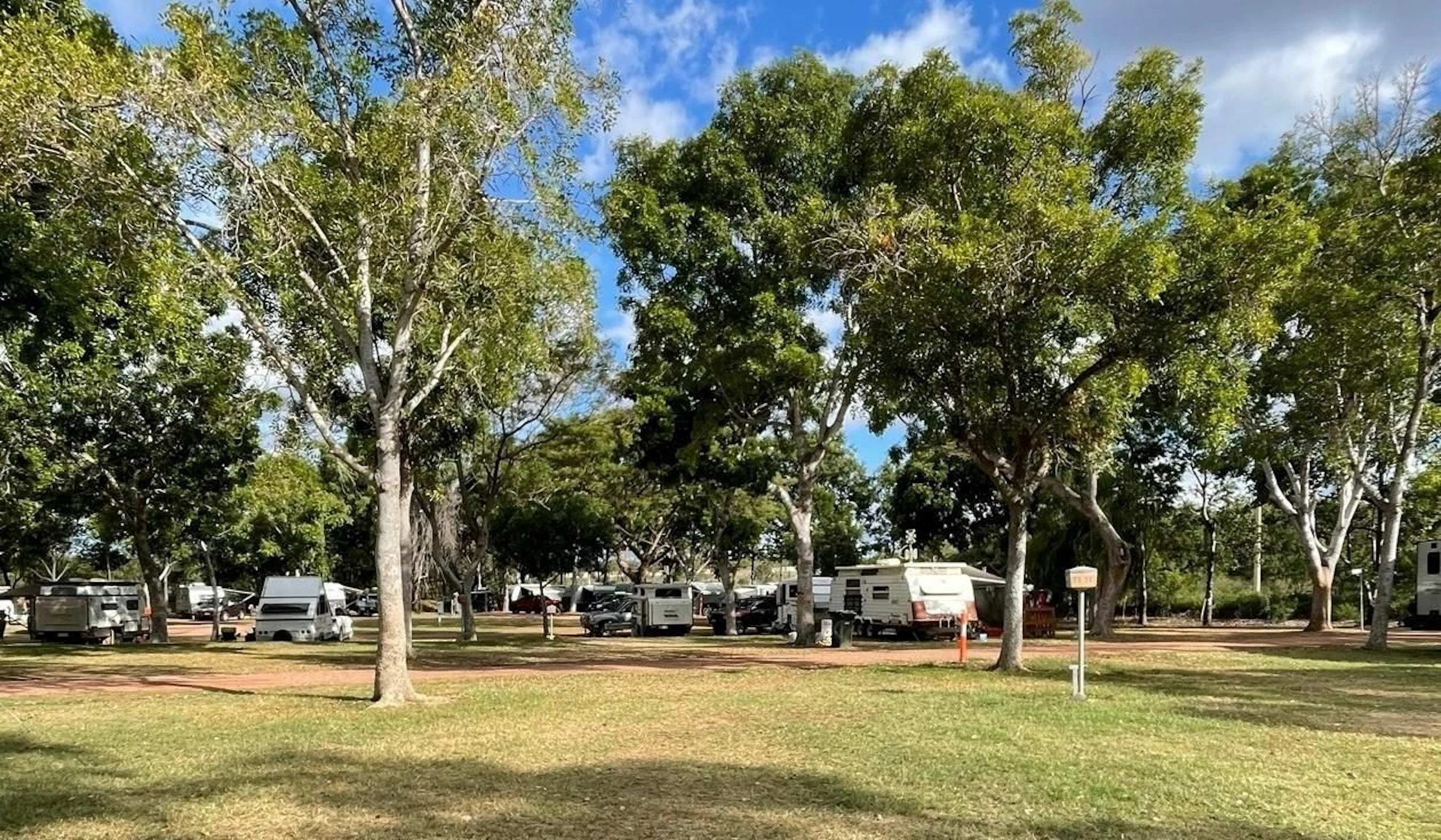 Aussie Outback Oasis Cabin and Van Village in Charters Towers, QLD — photo 2