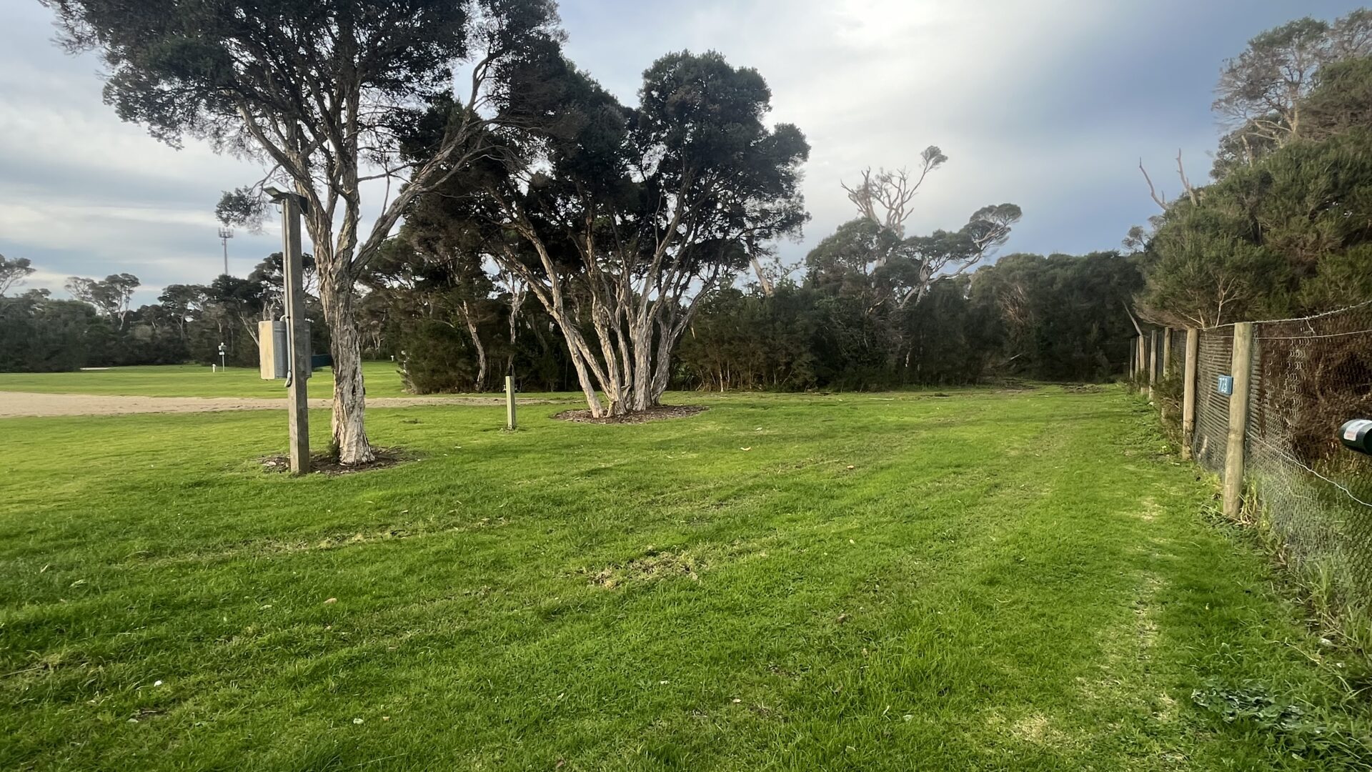 Long Jetty Caravan Park in Port Welshpool, VIC — photo 1