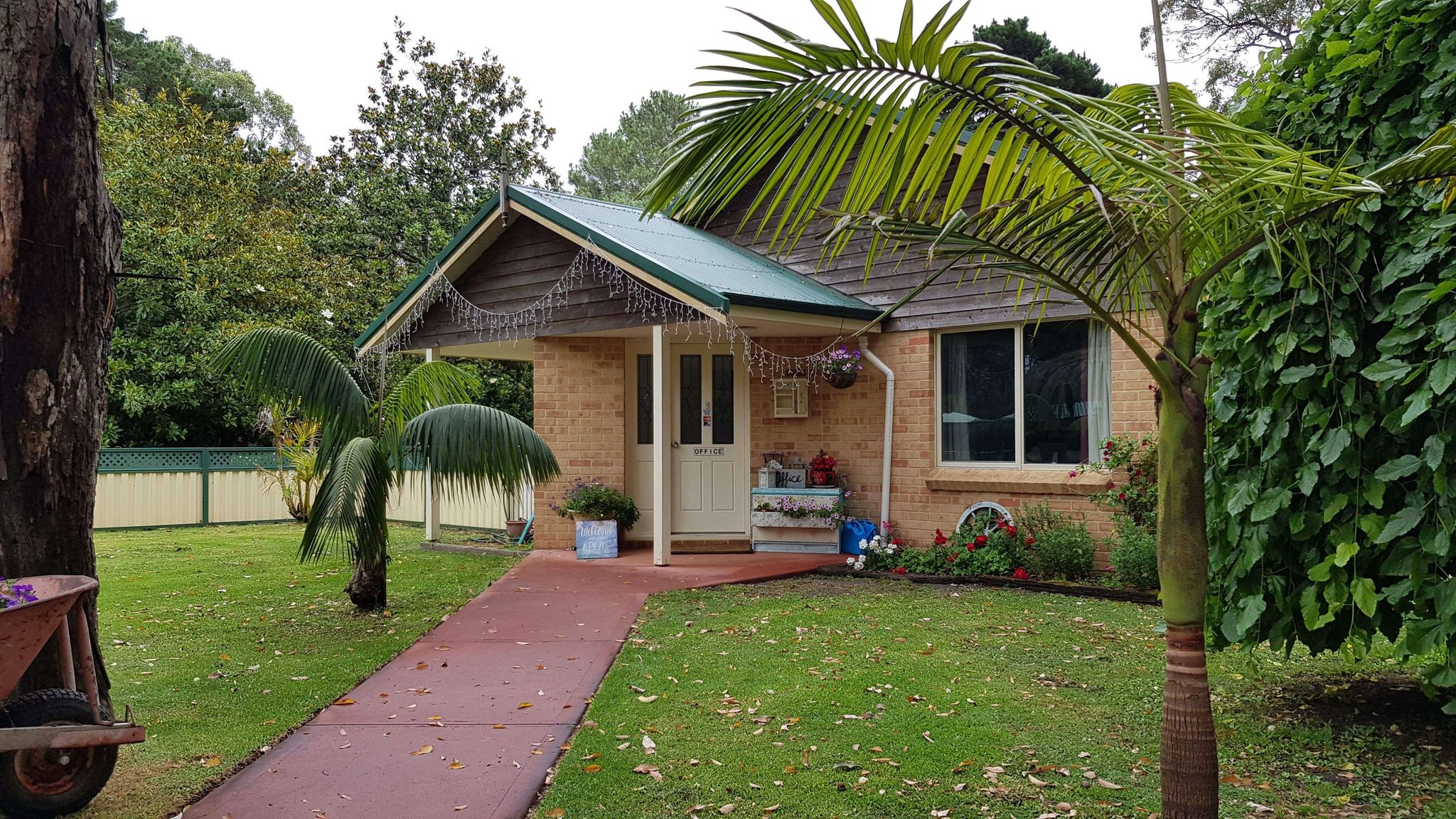 King River Palms Caravan Park in Willyung, WA — photo 2