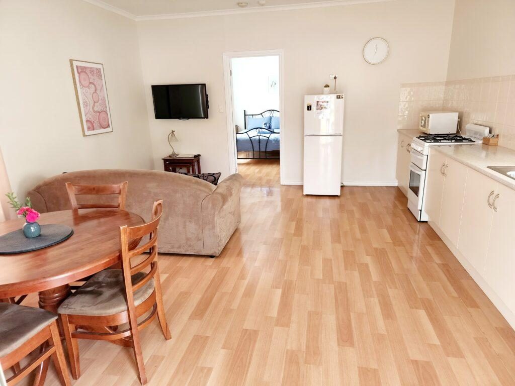 Laura Community Caravan Park in Laura, SA — photo 5