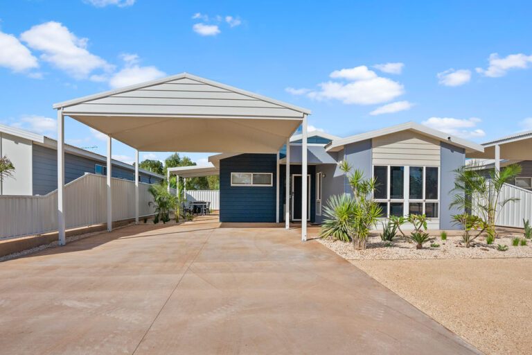 Ningaloo Caravan and Holiday Resort in Exmouth, WA — photo 1