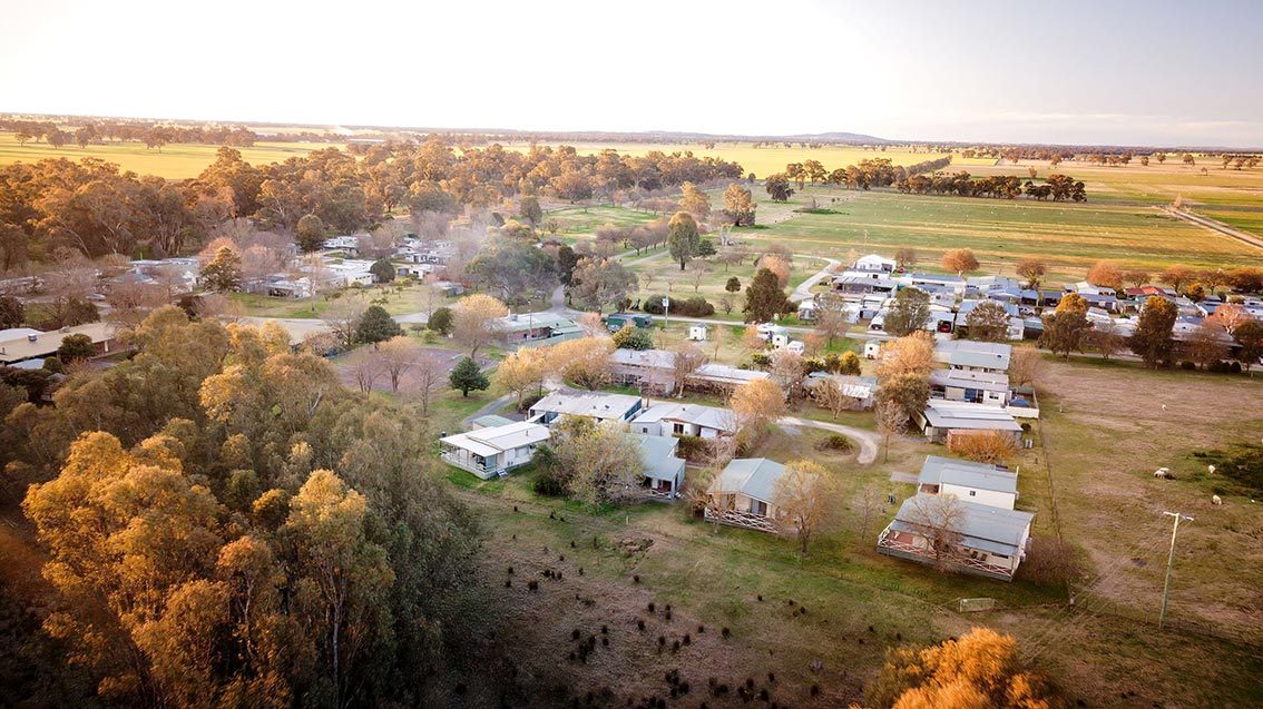 Kismet Riverside Lodge in Howlong, NSW — photo 5