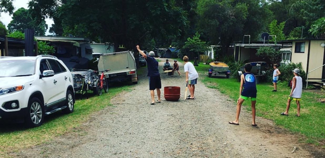Gradys Riverside Retreat in Burrier, NSW — photo 1