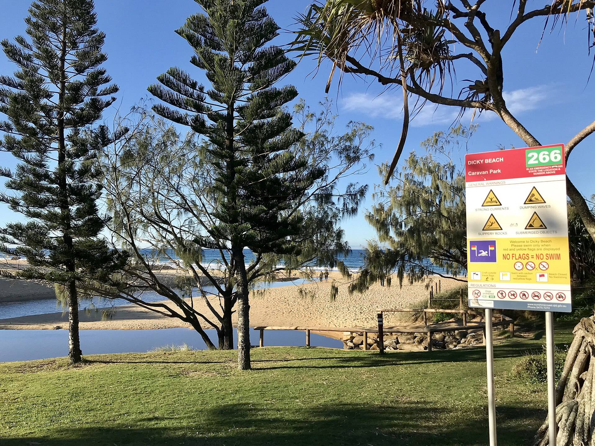 Dicky Beach Family Holiday Park — Dicky Beach, QLD