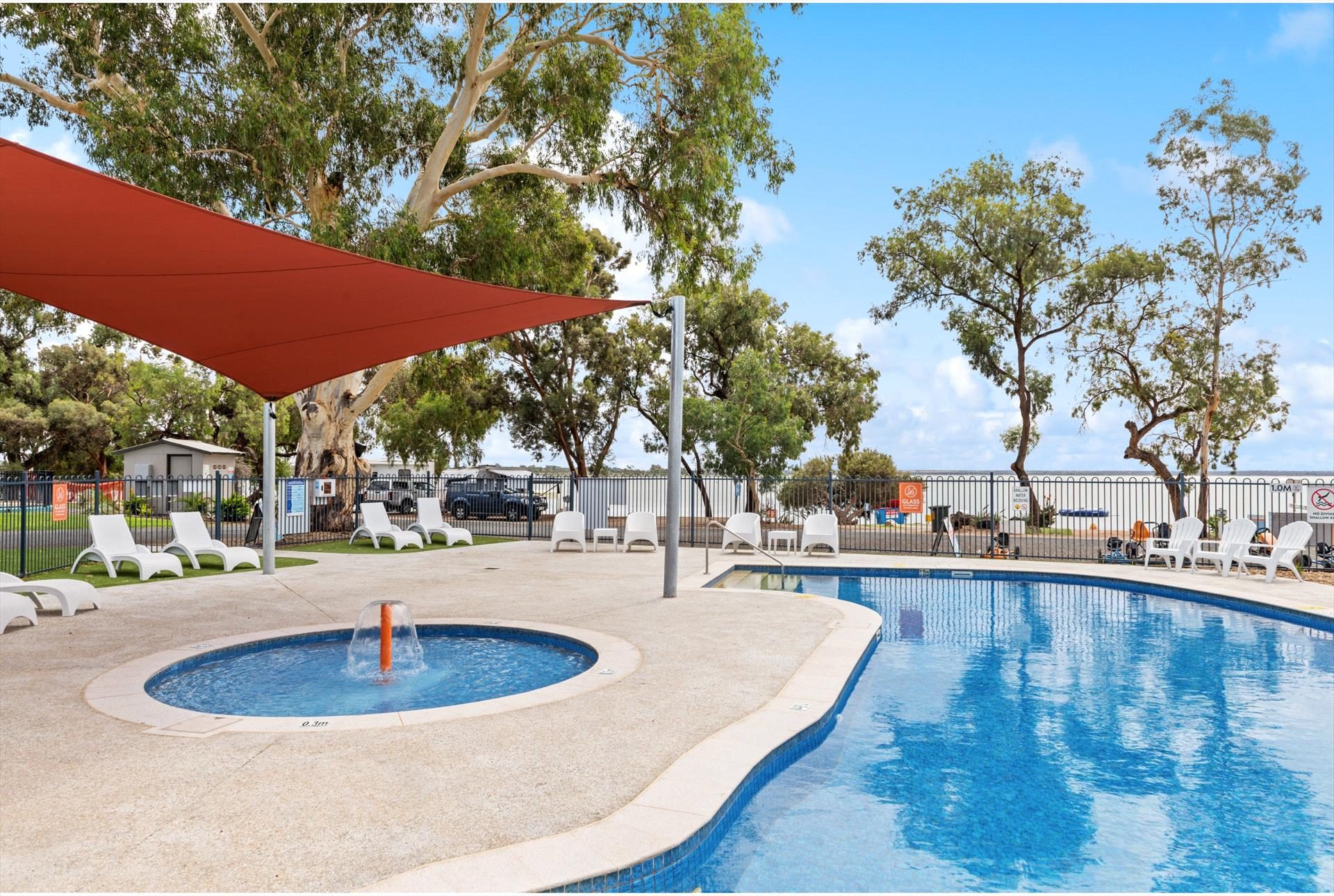 Discovery Holiday Park Lake Bonney — Barmera, SA