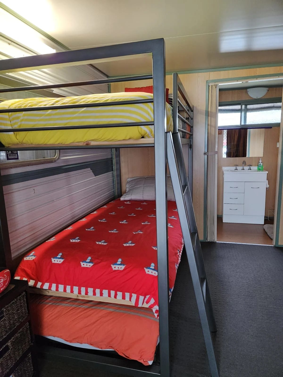 NRMA Eastern Beach Holiday Park in Lakes Entrance, VIC — photo 3