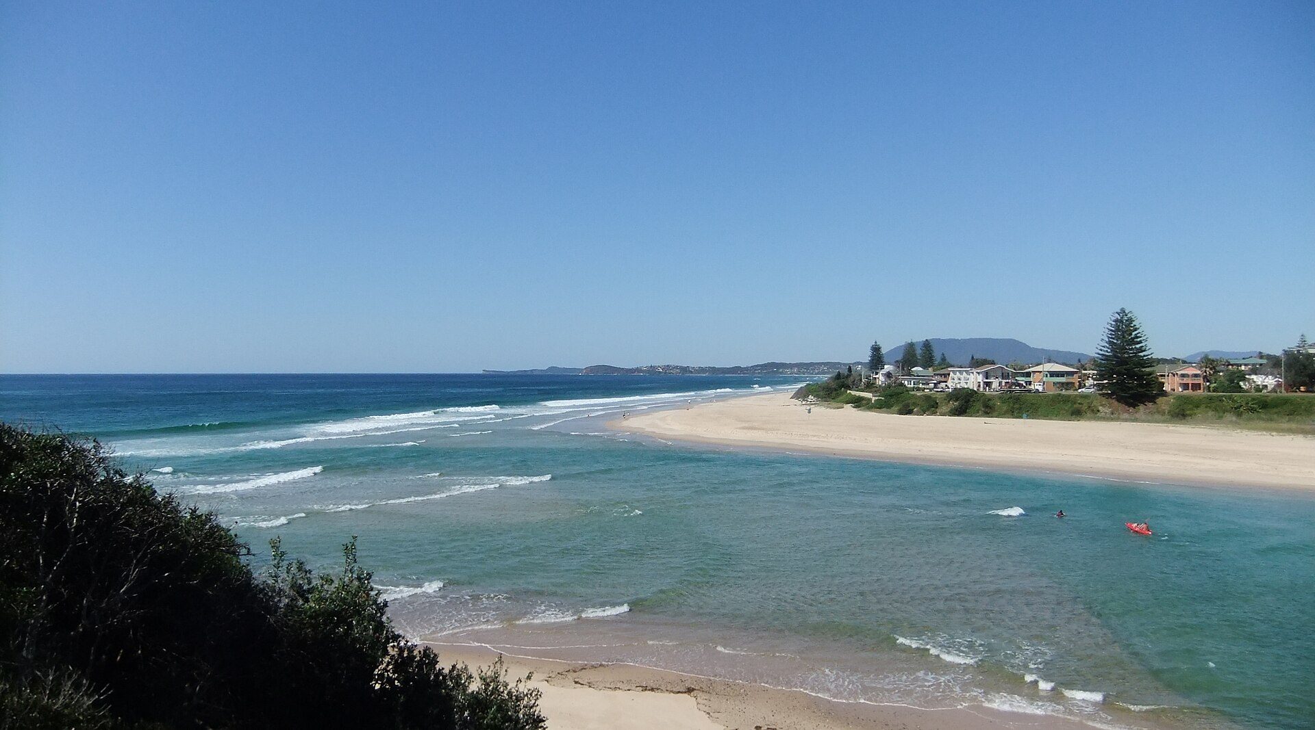 Lake Cathie Foreshore Reserve in Lake Cathie, NSW — photo 2