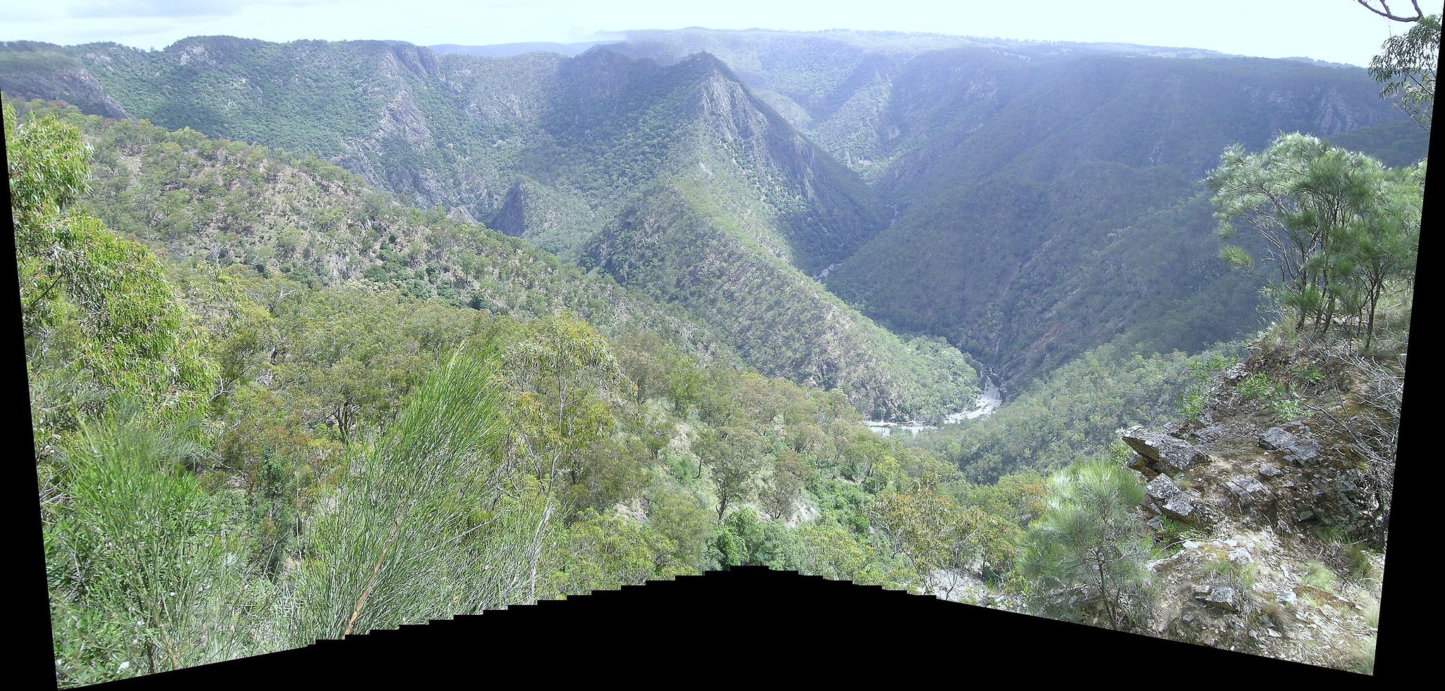 Wollomombi Falls Picnic Area in Hillgrove, NSW — photo 1