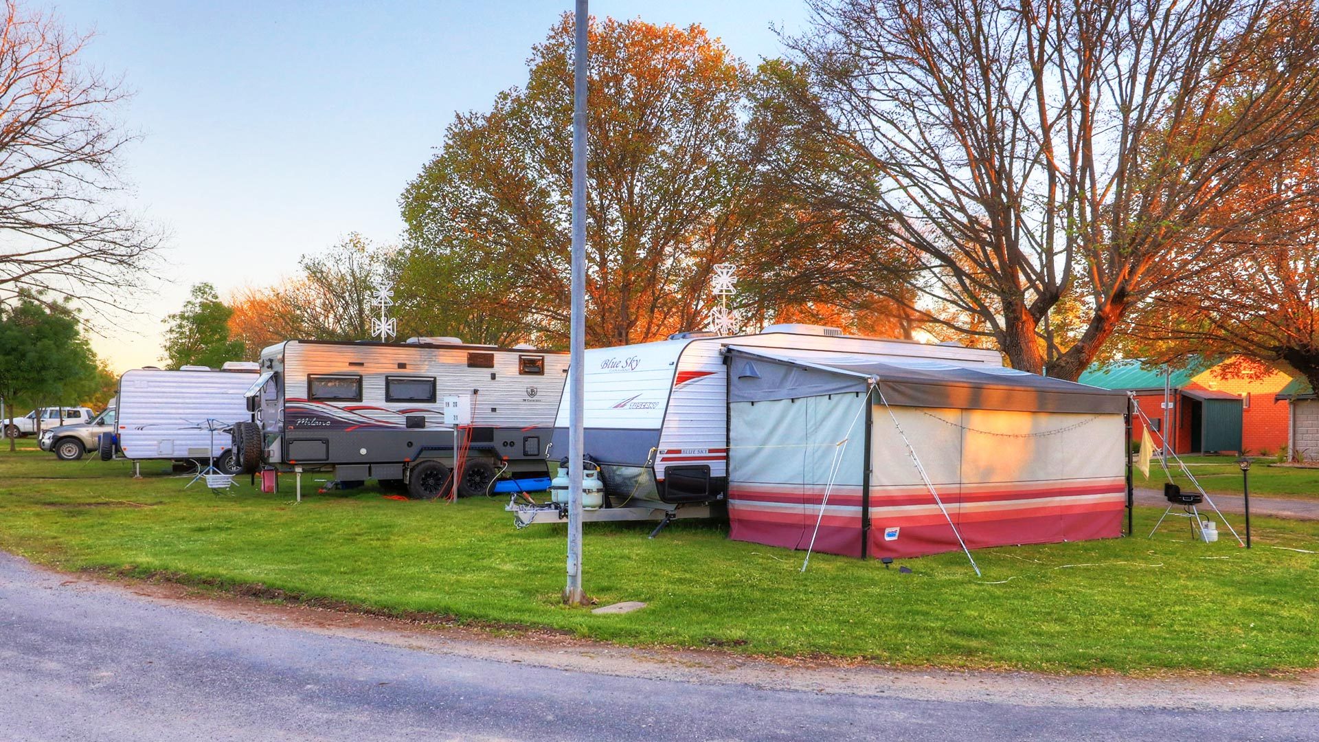 Lake Anderson Caravan Park — Chiltern, VIC
