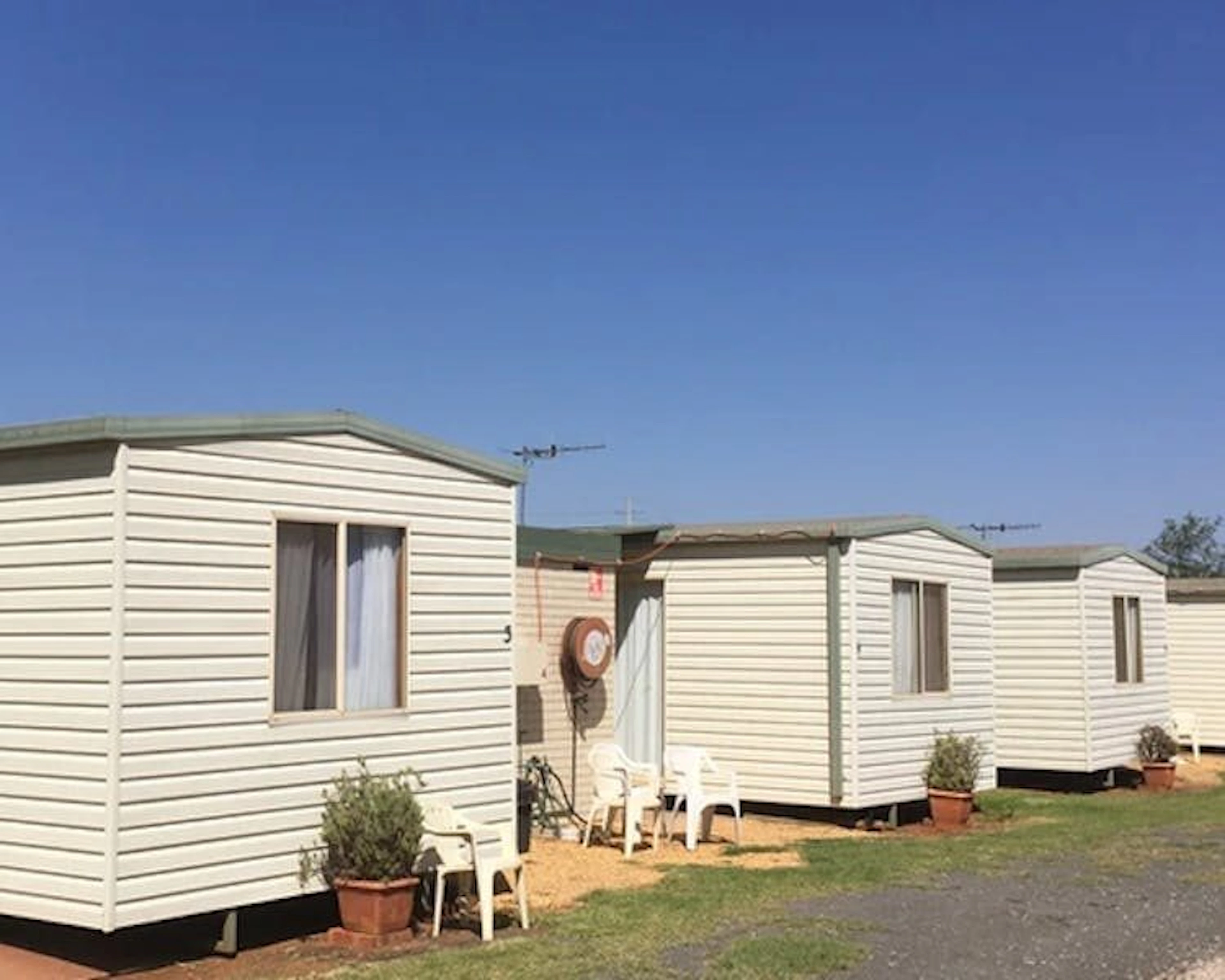 Griffith Caravan Village in Yoogali, NSW — photo 1