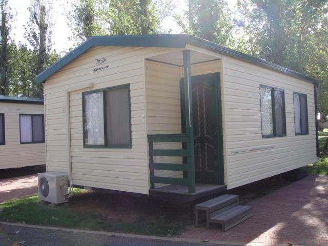 Coachman Tourist Park in Irymple, VIC — photo 2