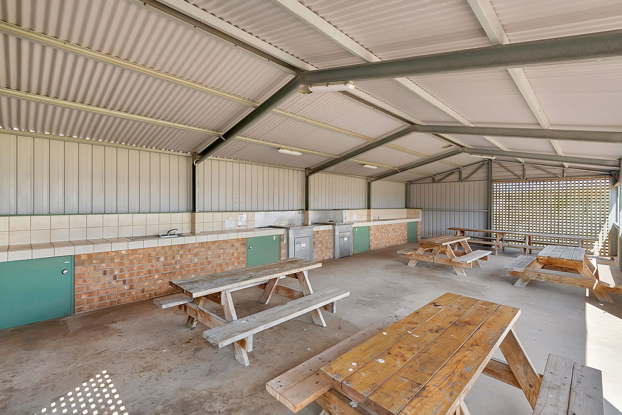 Oyster Point Drive Caravan Park in Stansbury, SA — photo 1