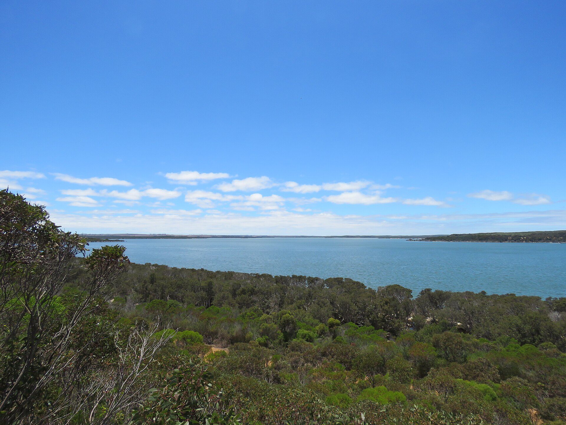 Stokes Inlet Day Use Area in Coomalbidgup, WA — photo 3