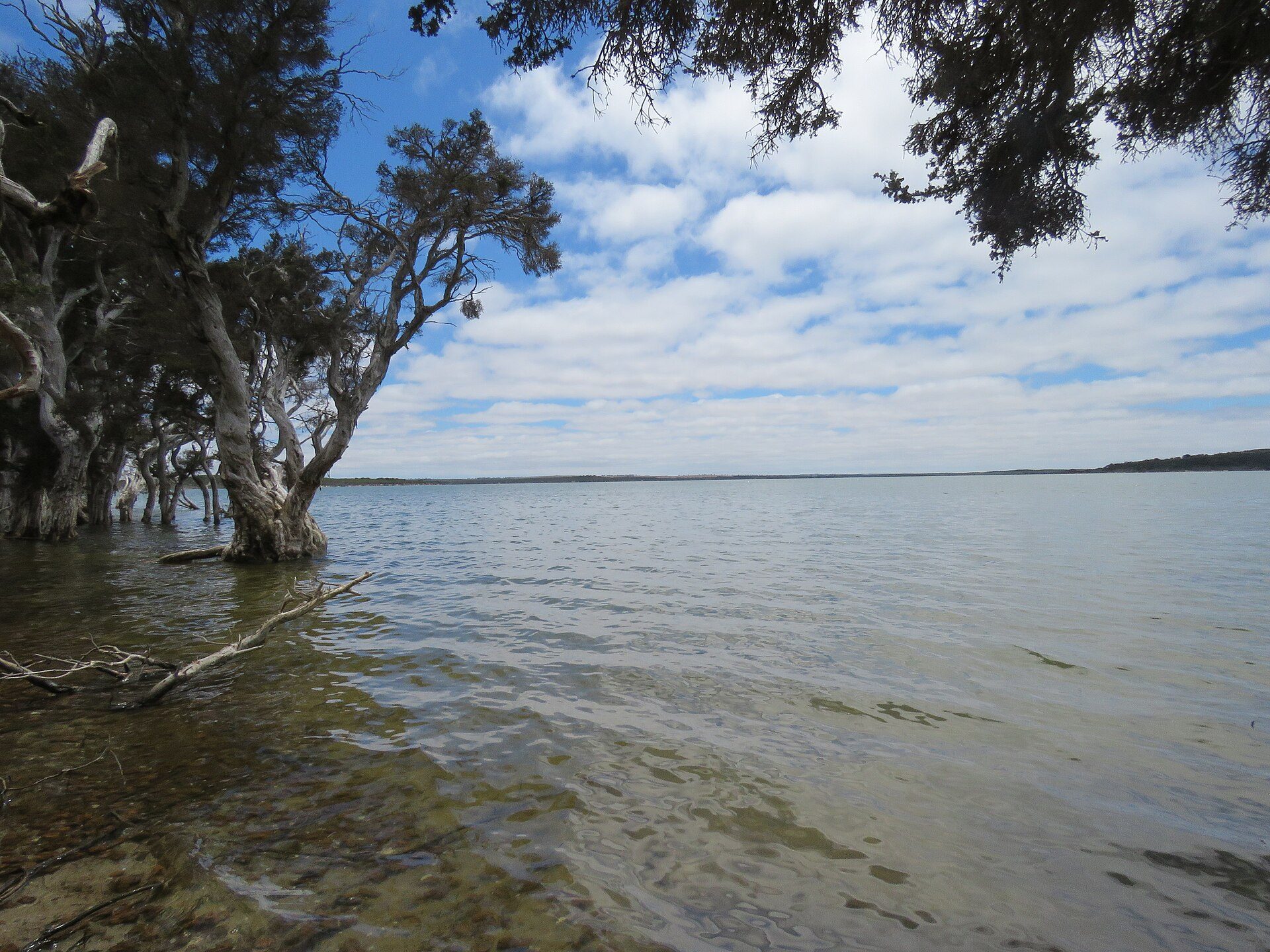 Stokes Inlet Day Use Area in Coomalbidgup, WA — photo 1