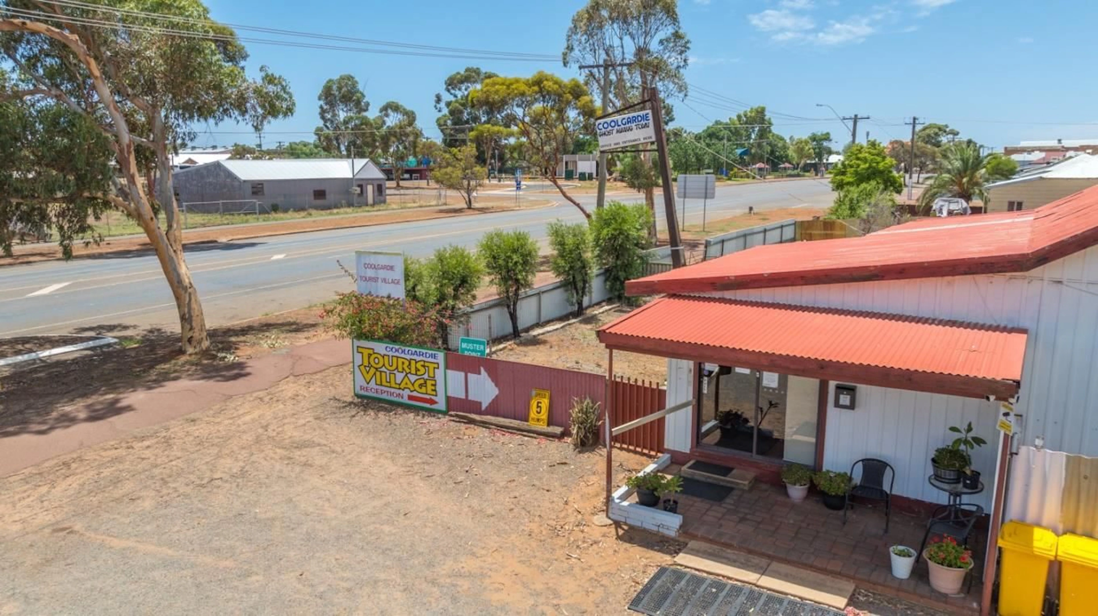 Coolgardie Tourist Village in Coolgardie, WA — photo 4