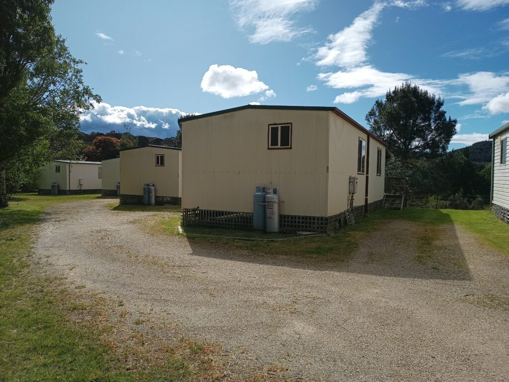 Lithgow Tourist Park in Bowenfels, NSW — photo 4
