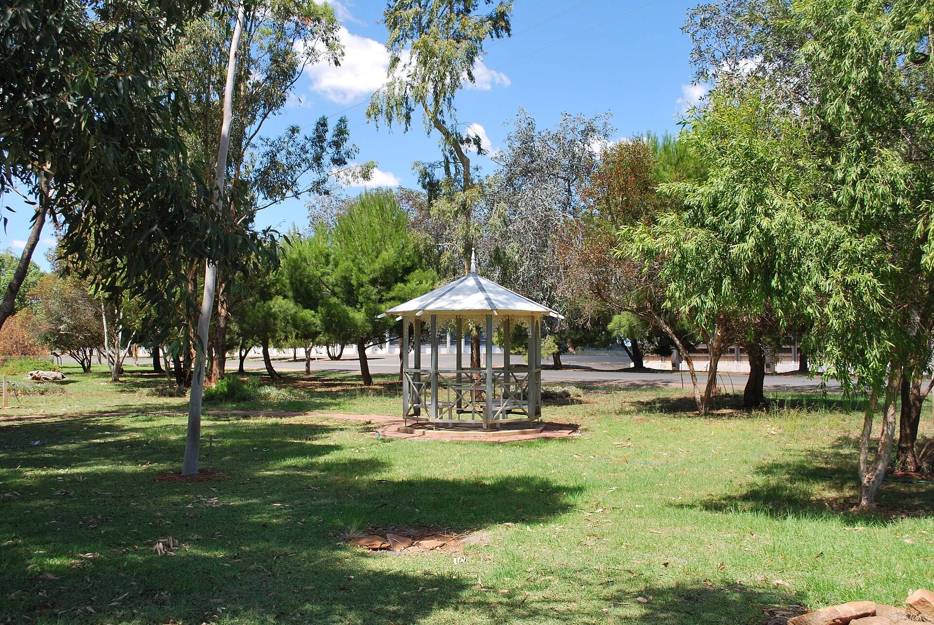 The Old School Caravan Park in Merriwagga, NSW — photo 1