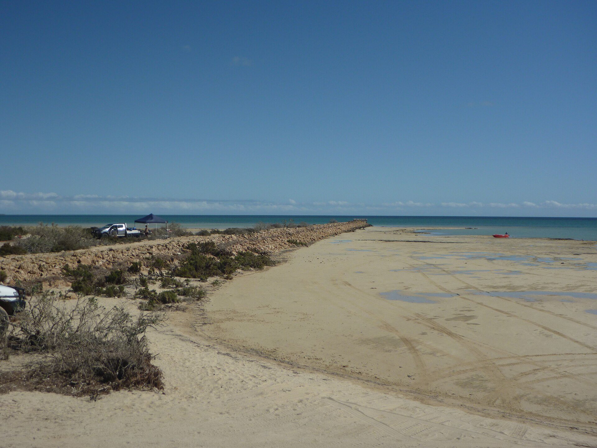 Gladstone Campground Wooramel in Wooramel, WA — photo 1