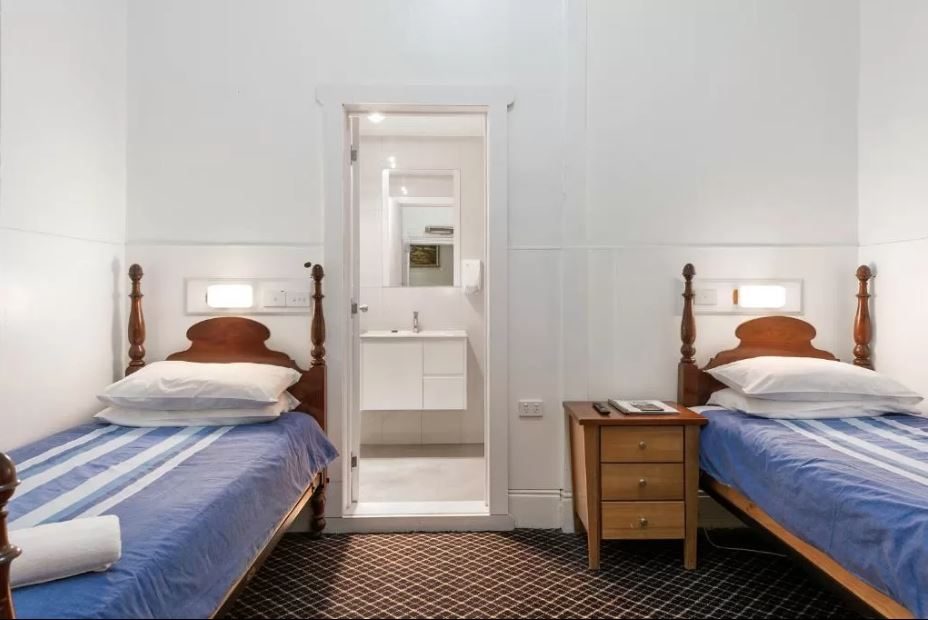 Empire Hotel - Queenstown in Queenstown, TAS — photo 4