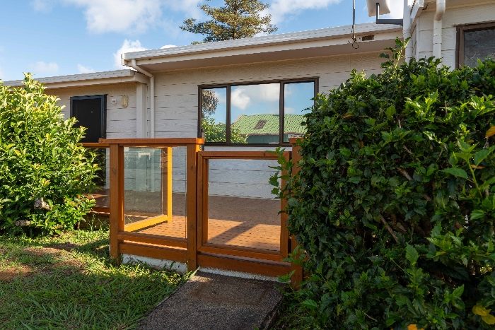 Whitewood incl car in Norfolk Island, NSW — photo 4