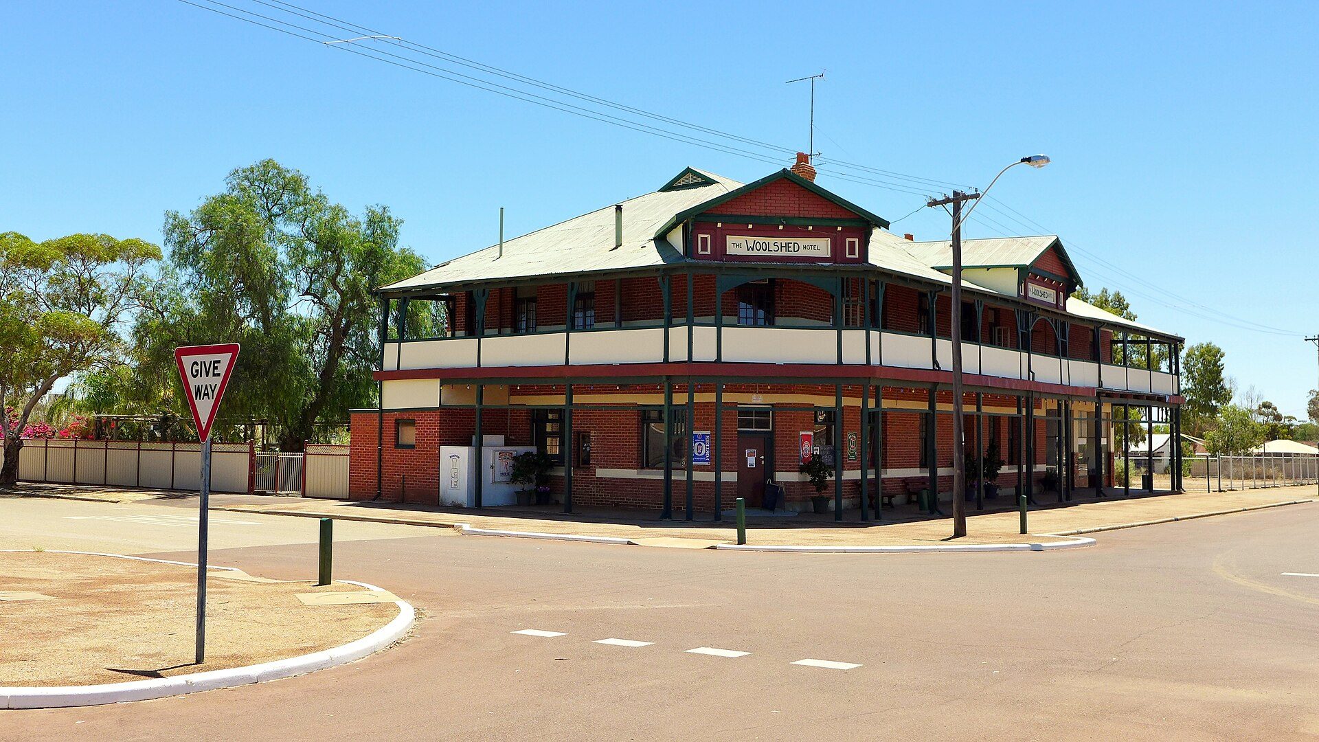 McCorry's Old Hotel BandB and Caravan Park in Nungarin, WA — photo 1