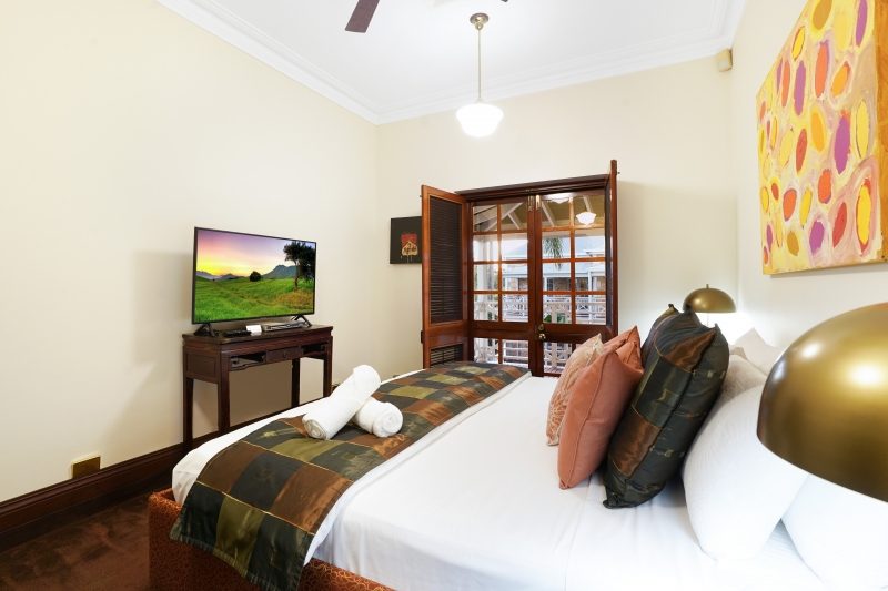 Mandalay Luxury Stay in Parap, NT — photo 5