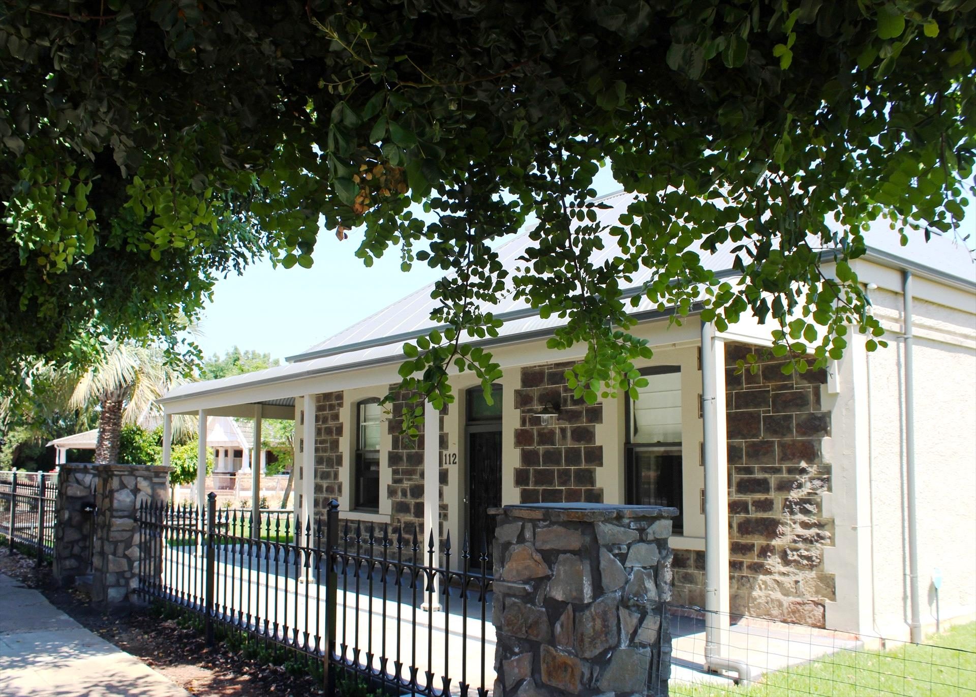 Barossa Bed & Breakfast — Winmalee, NSW