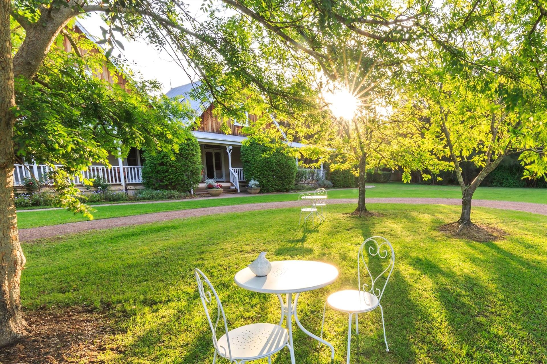 Carriages Boutique Hotel & Vineyard in Pokolbin, NSW — photo 2