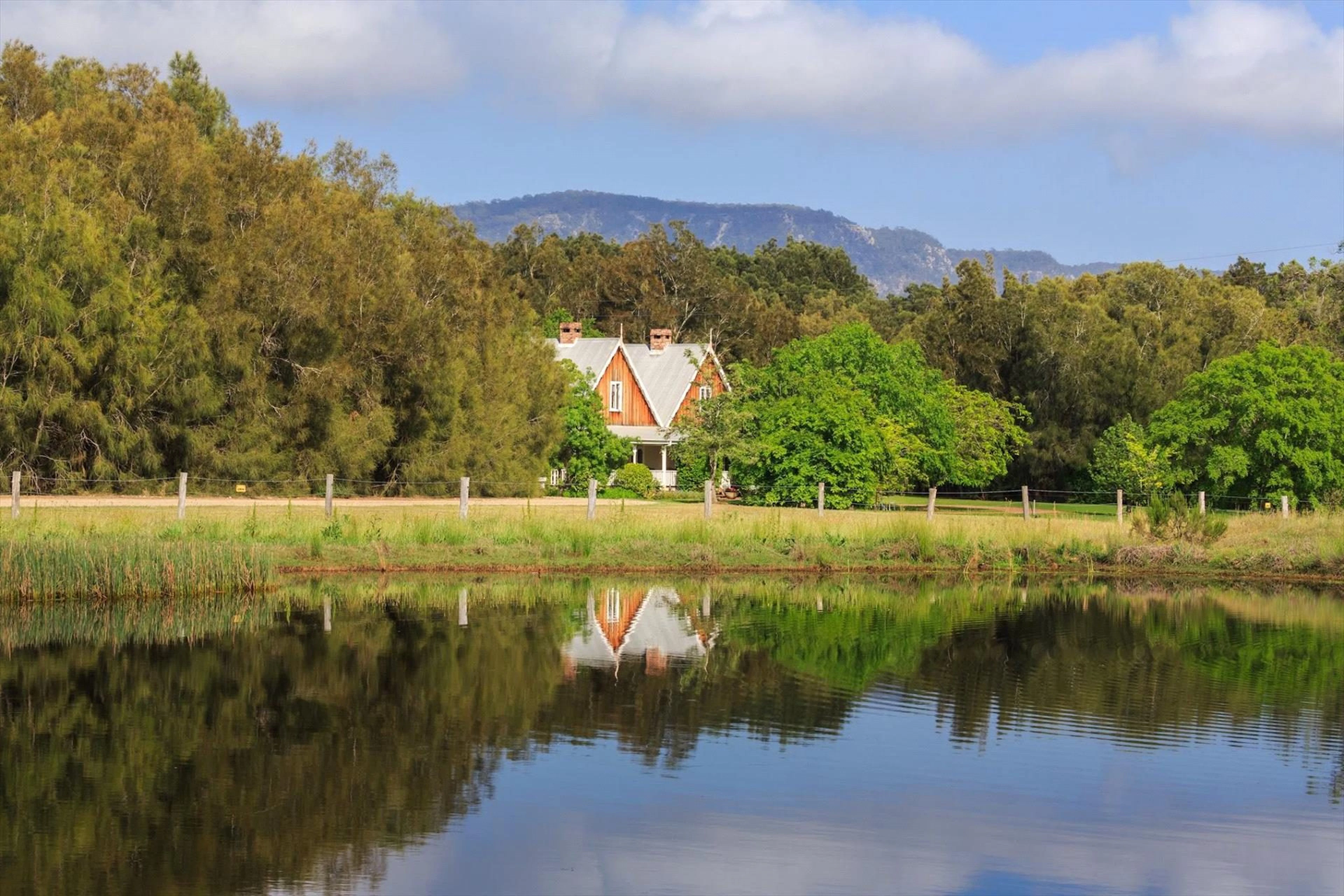 Carriages Boutique Hotel & Vineyard in Pokolbin, NSW — photo 4