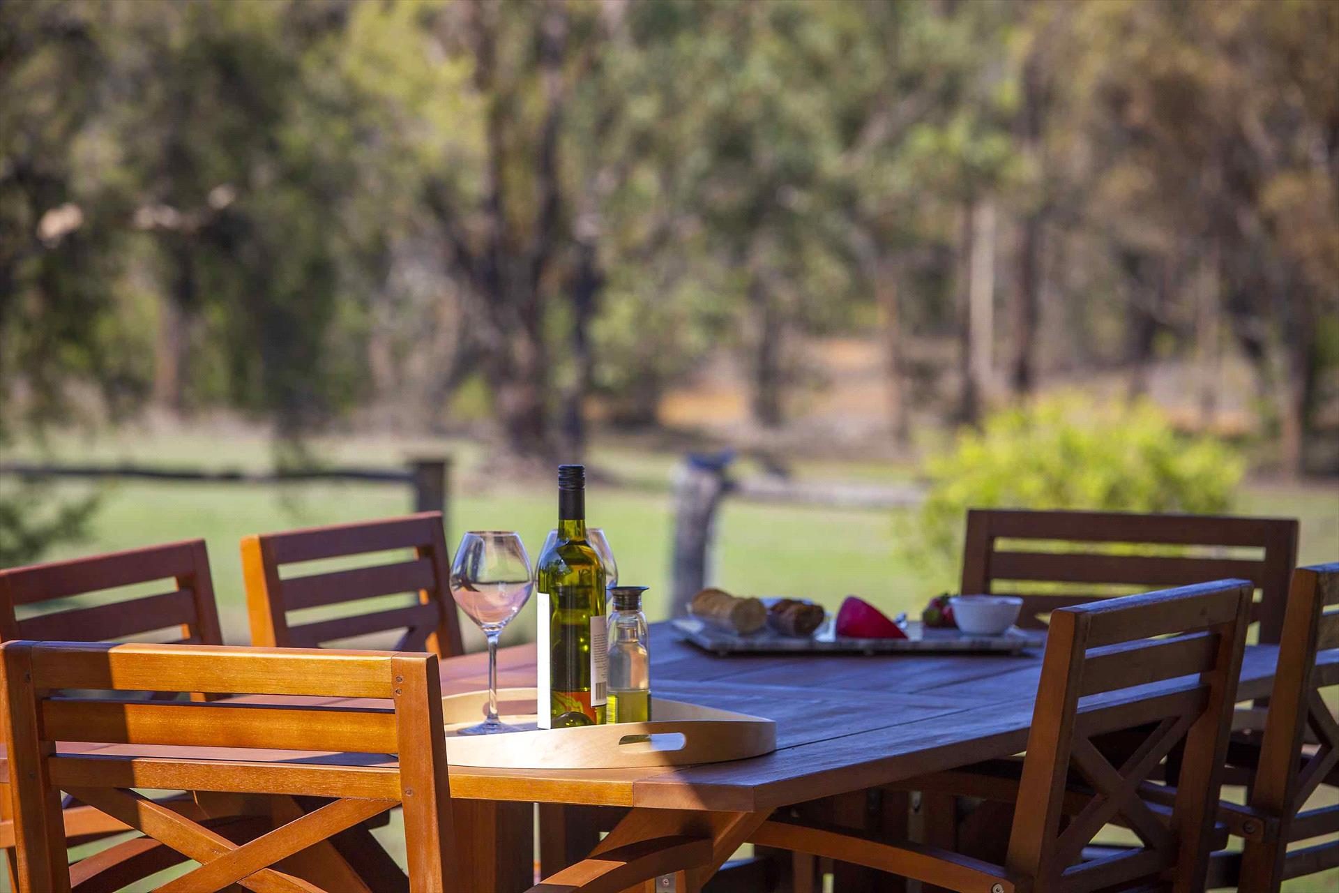 Wattle Wilde — Lovedale, NSW