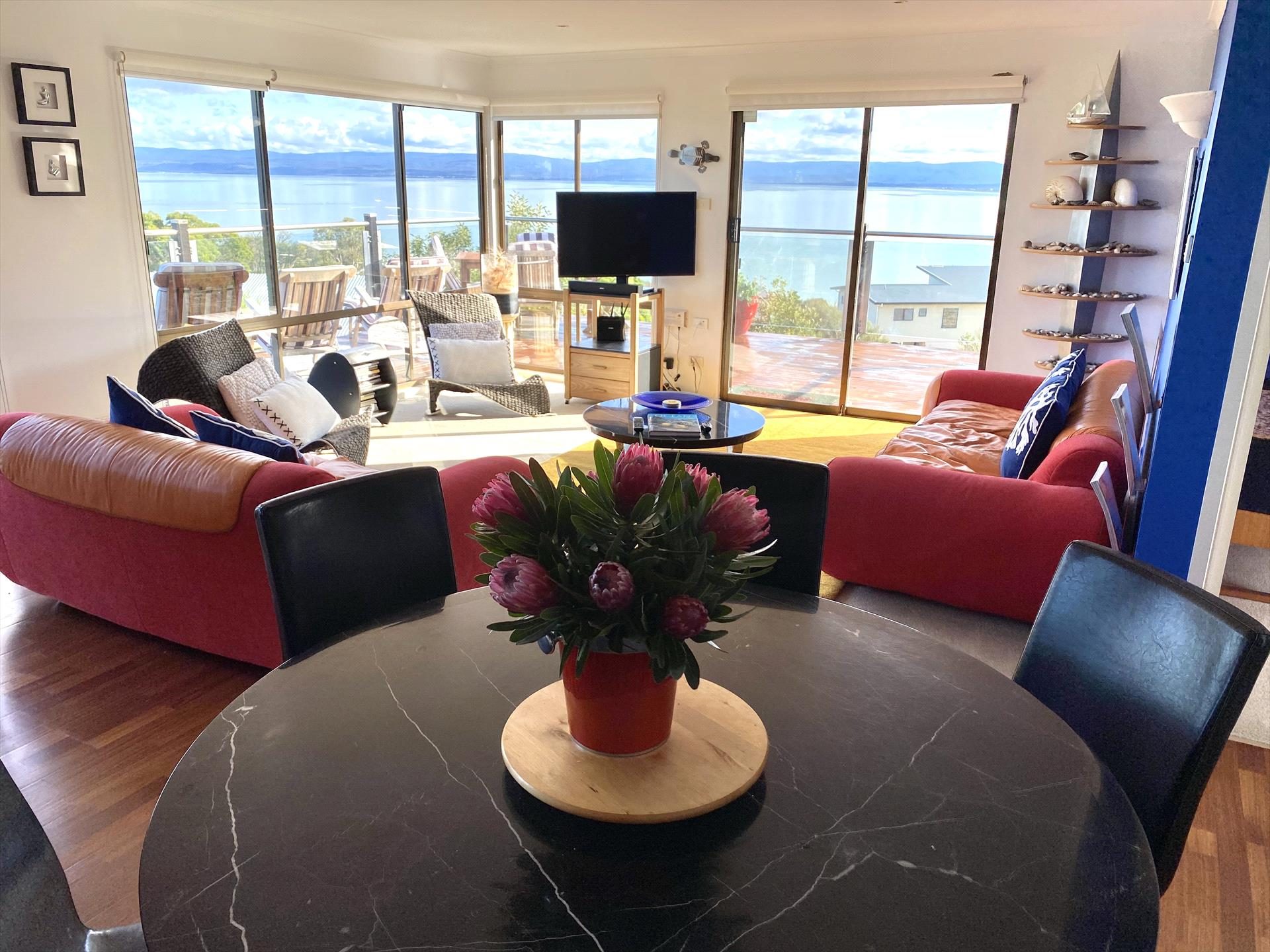Aperture - Freycinet Holiday Houses in Coles Bay, TAS — photo 1