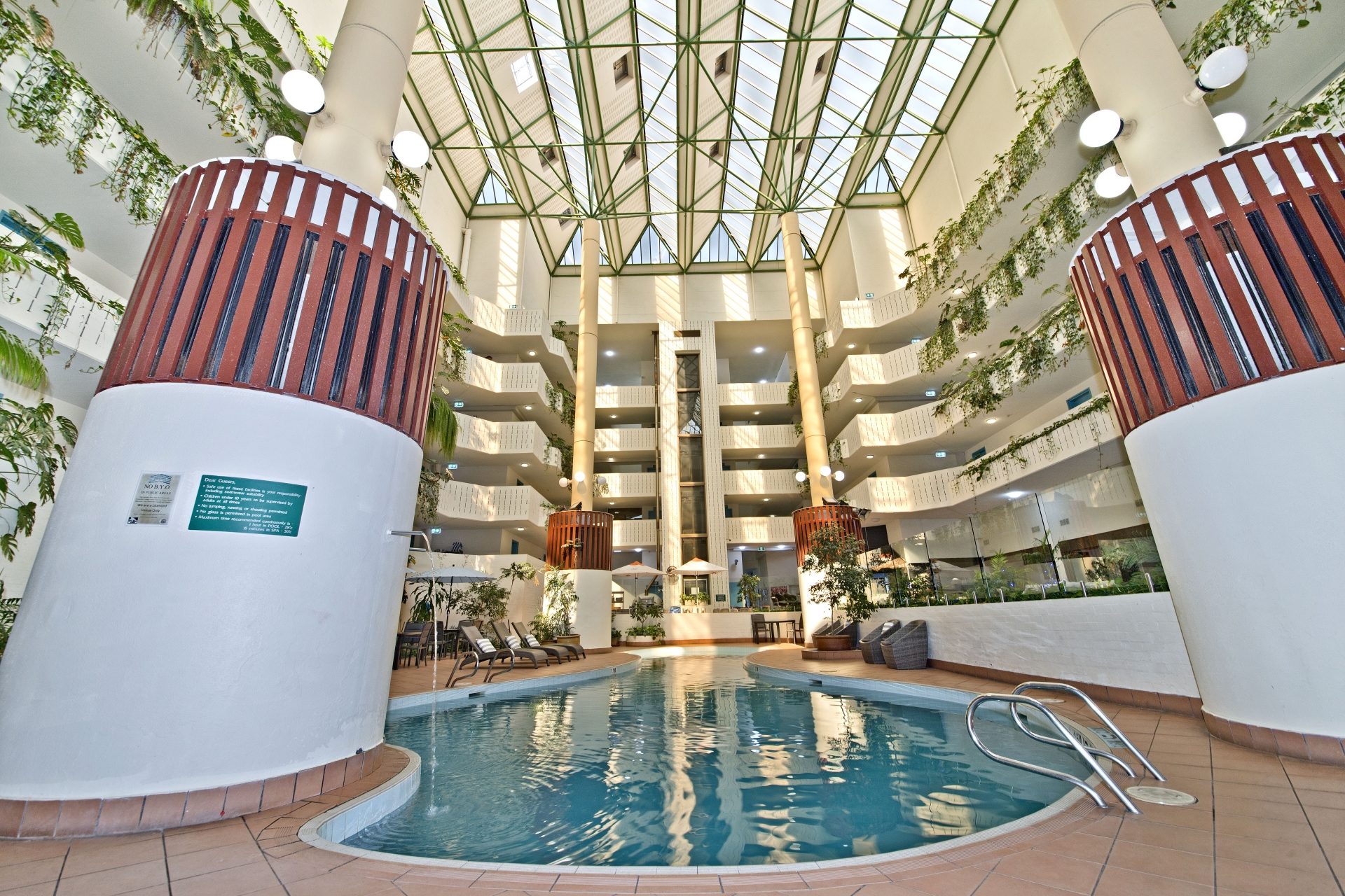 Atrium Hotel Mandurah — Mandurah, WA