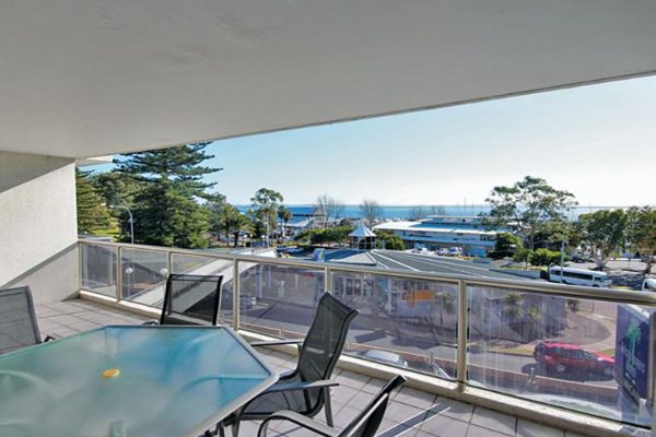 Nelson Towers Motel & Apartments in Nelson Bay, NSW — photo 4